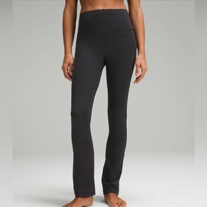 Never worn lululemon Align High-Rise Mini-Flared Pant